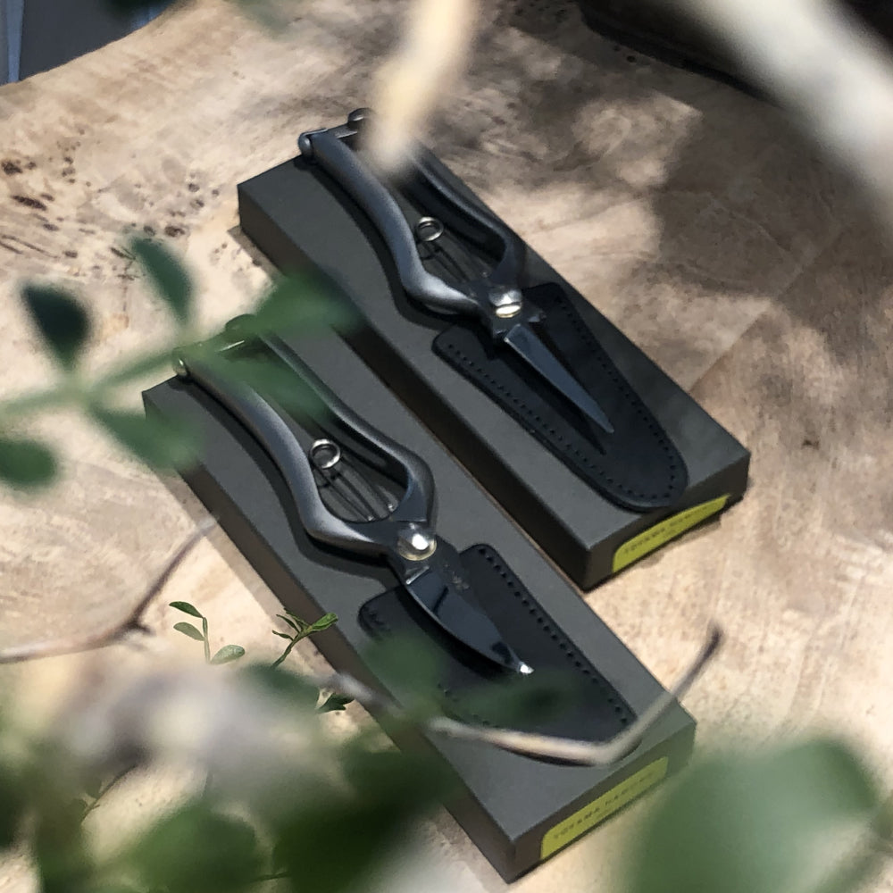 【PRUNING SHEARS】